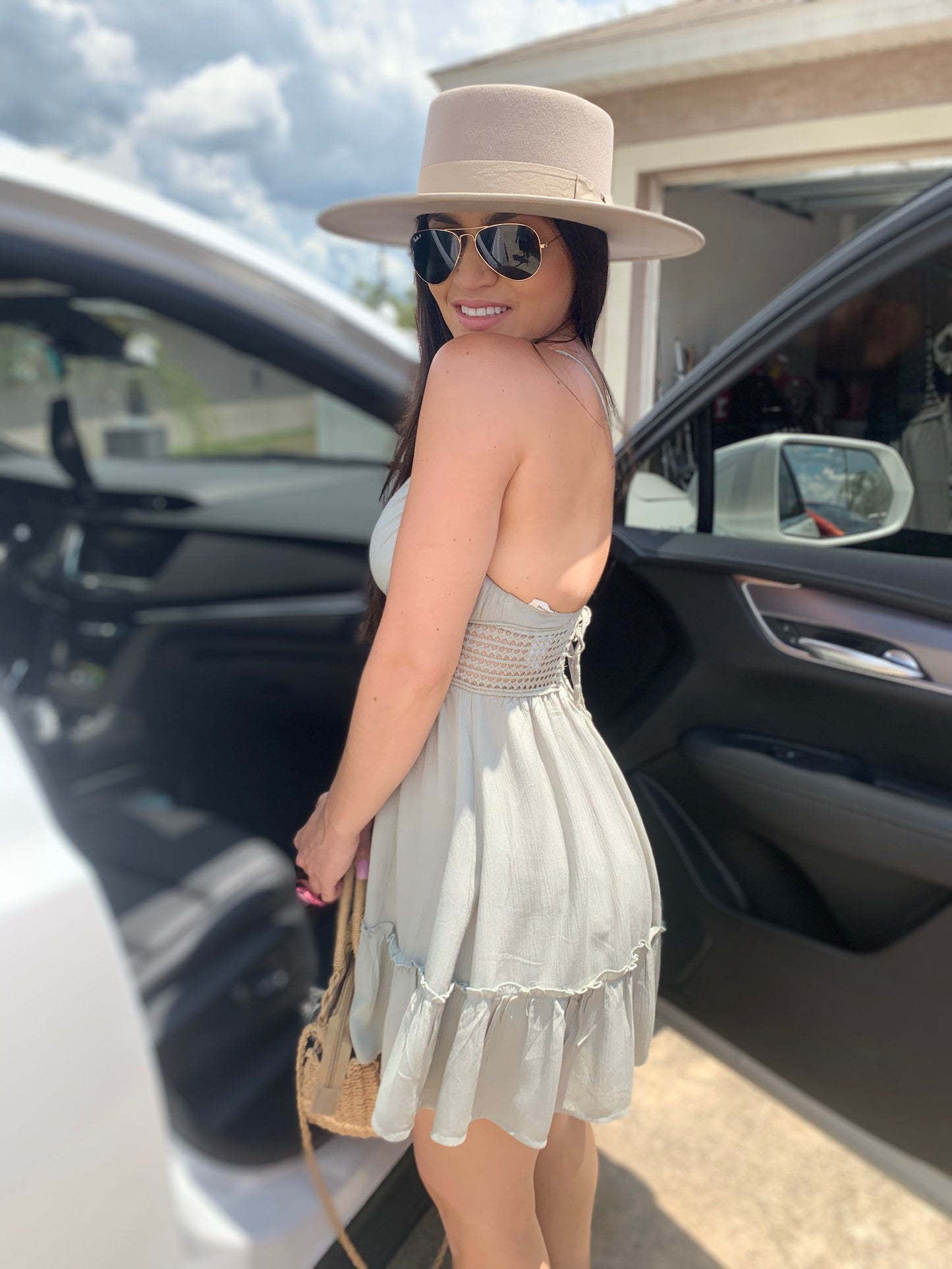 DRESS