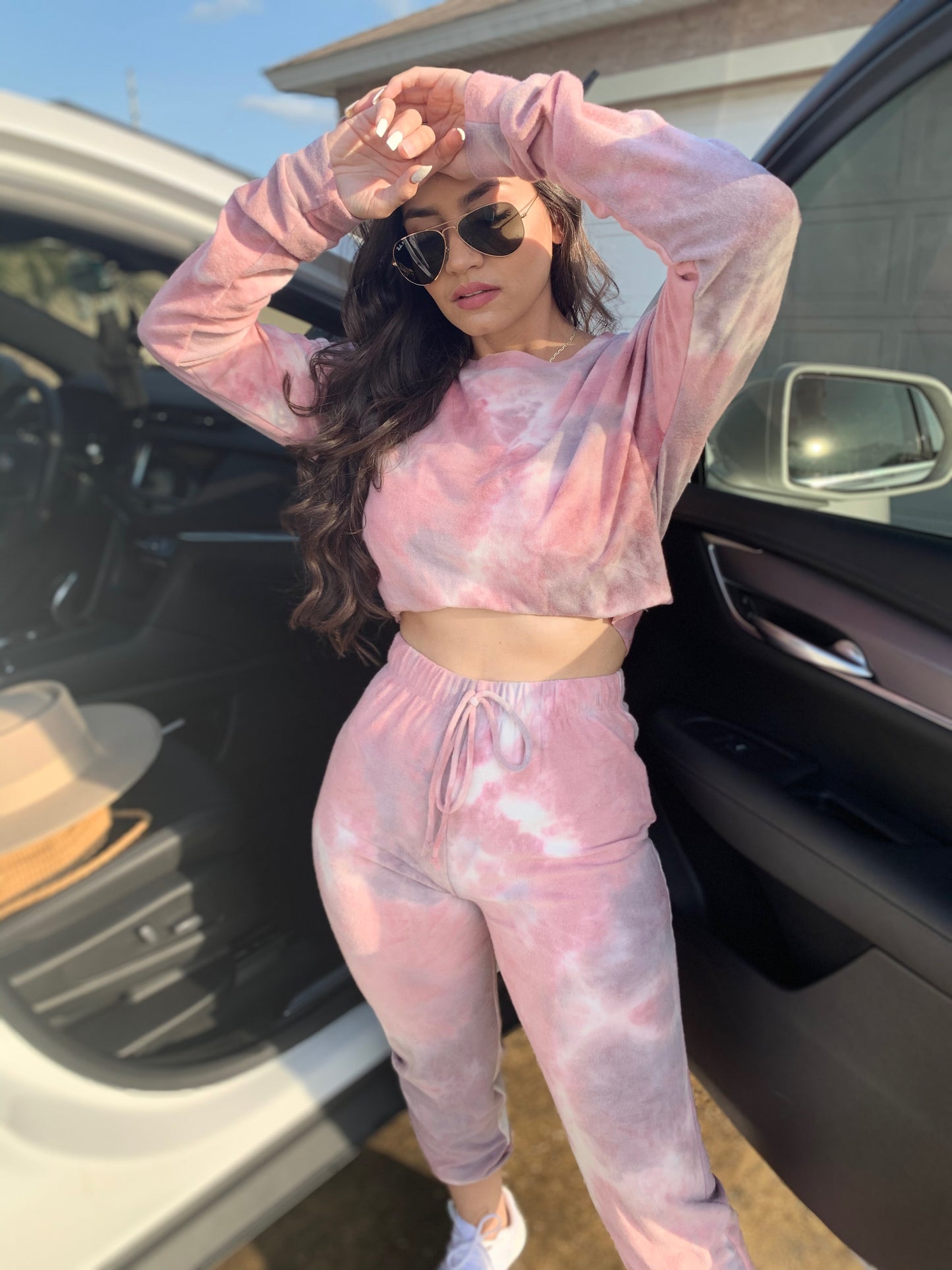 TWO-PIECE SET