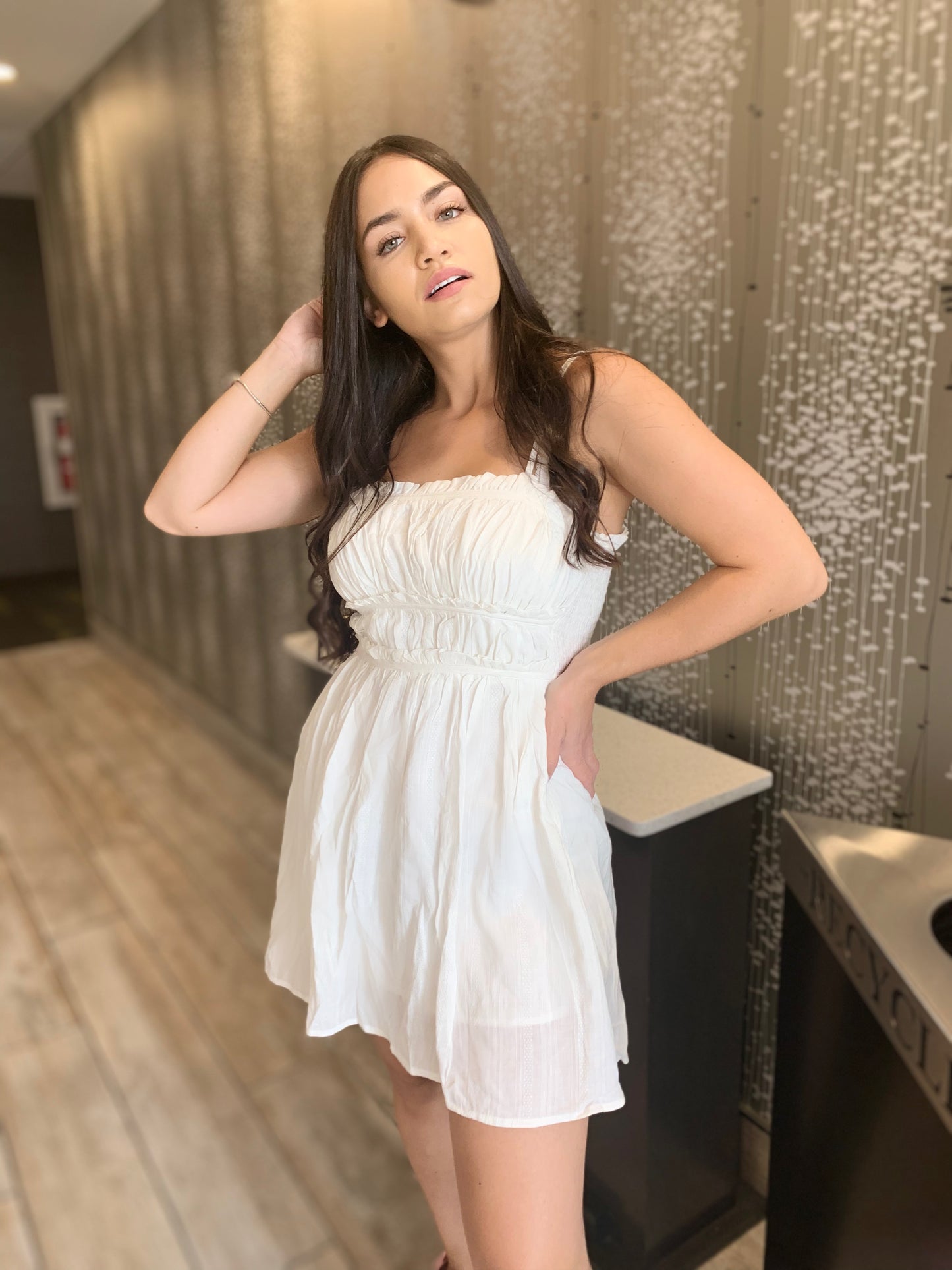 DRESS