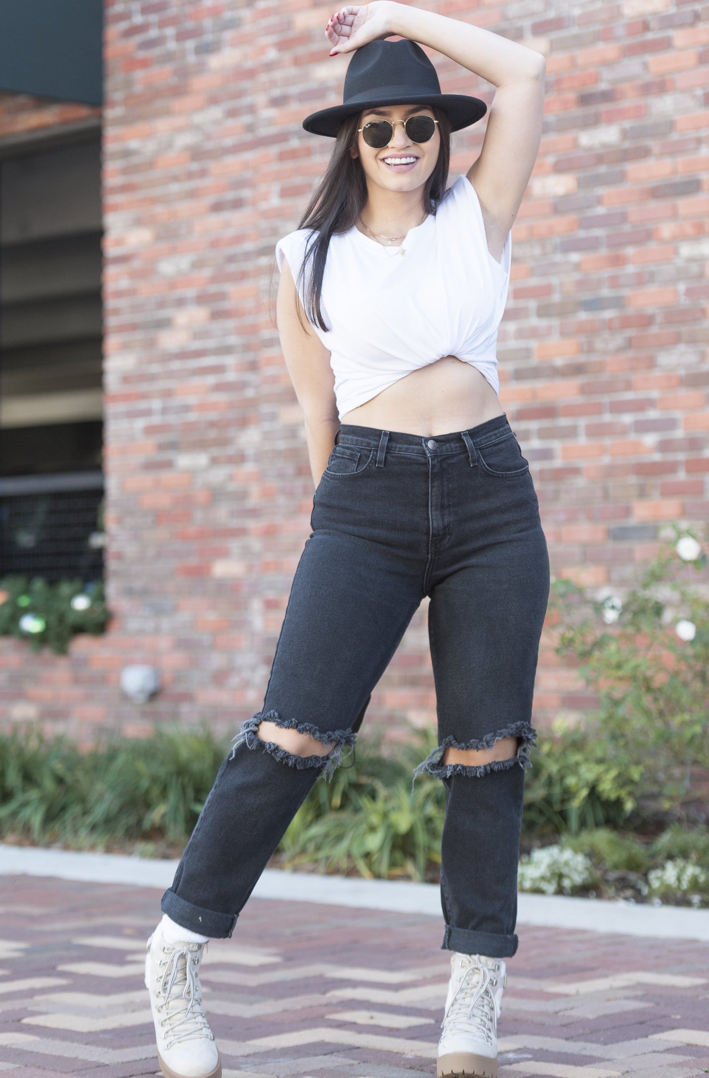 BLACK JEAN