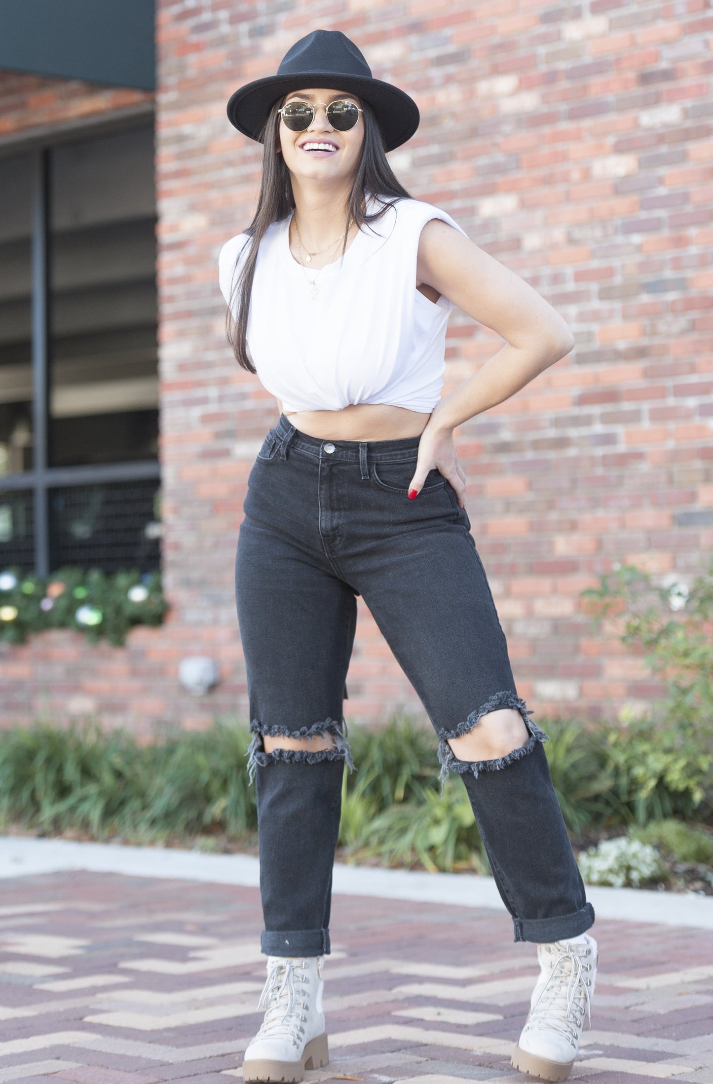 BLACK JEAN
