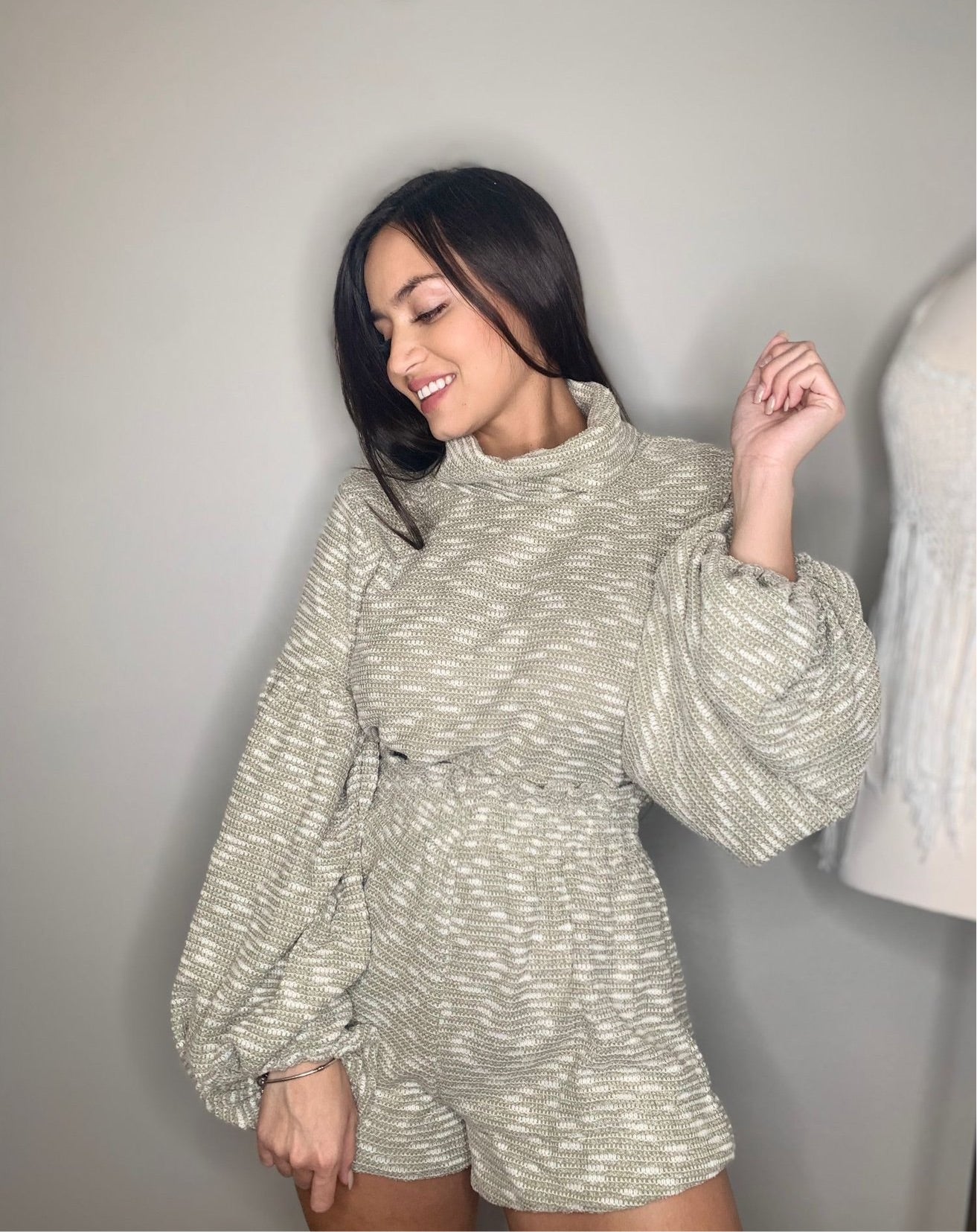 TWO-PIECE SET