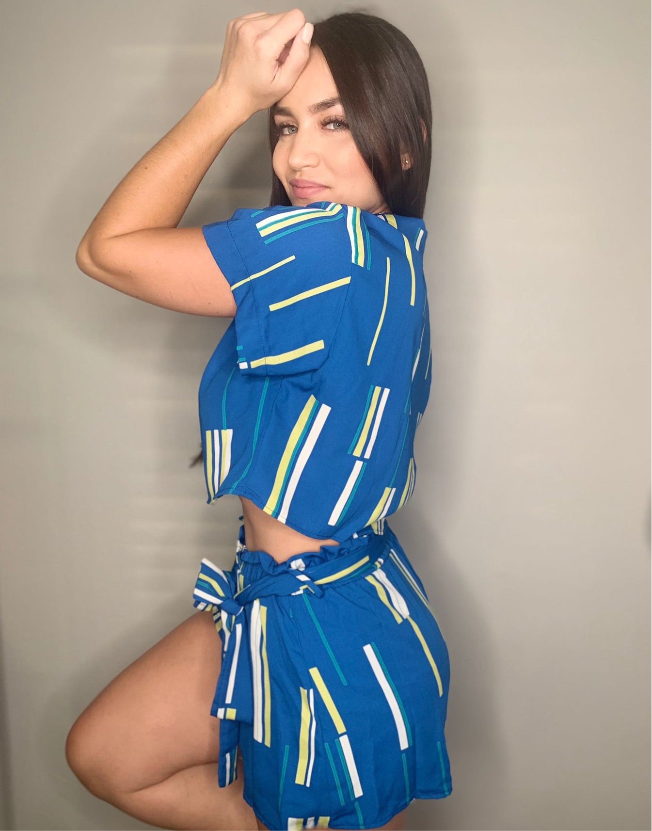 TWO-PIECE SET