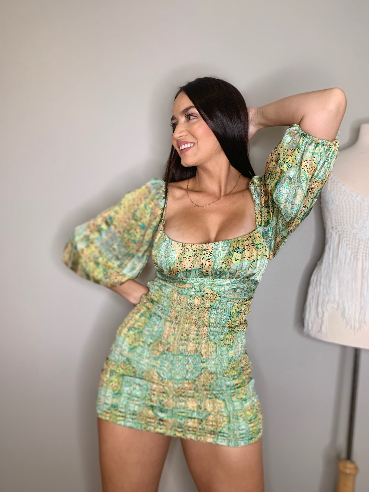 DRESS