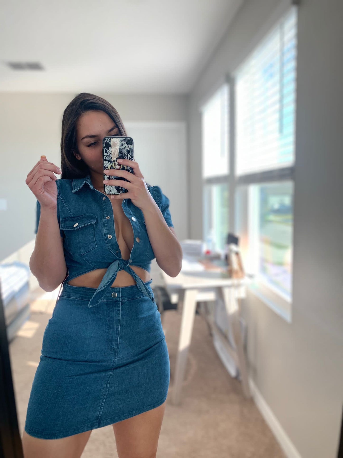DRESS