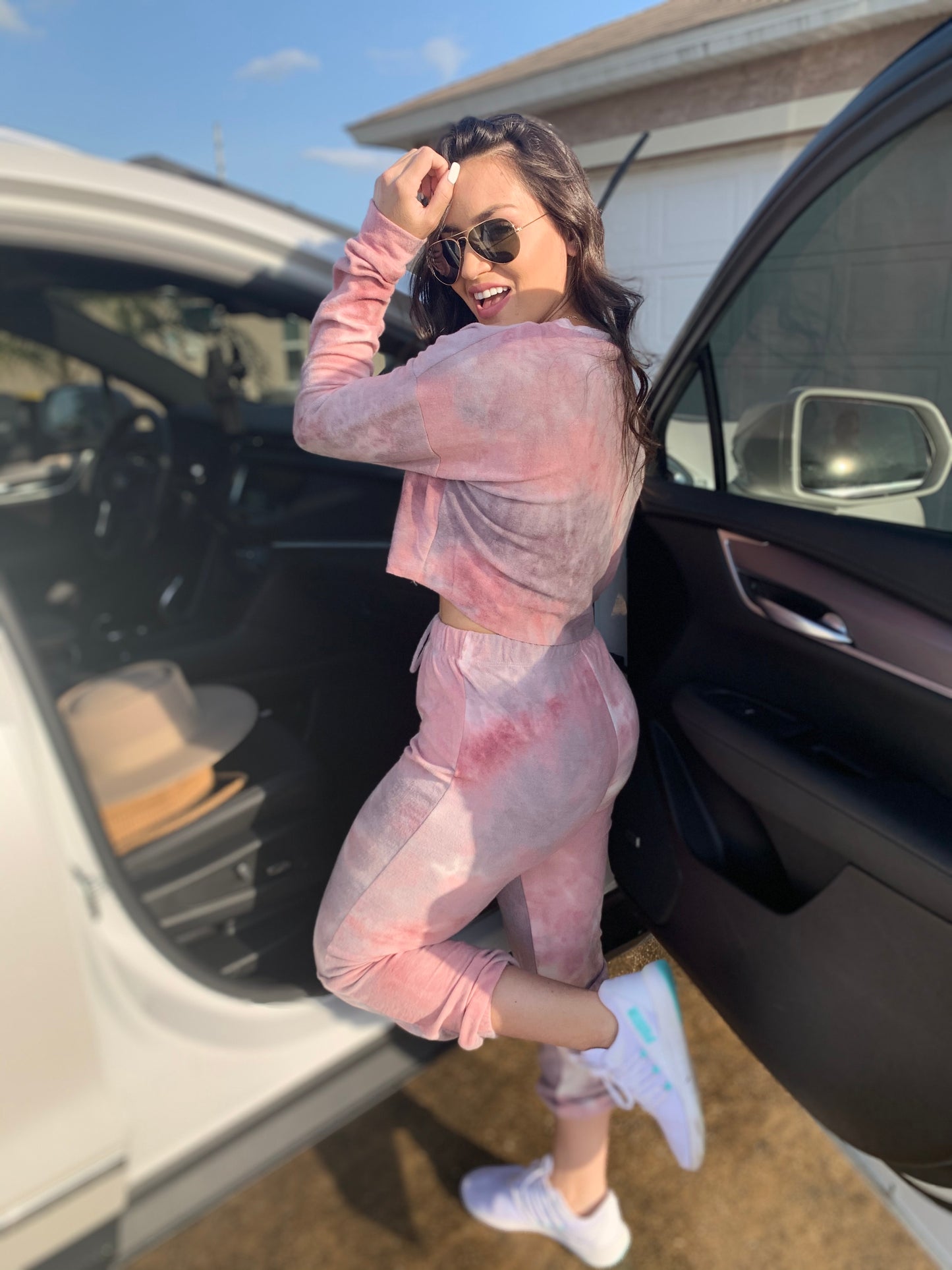 TWO-PIECE SET