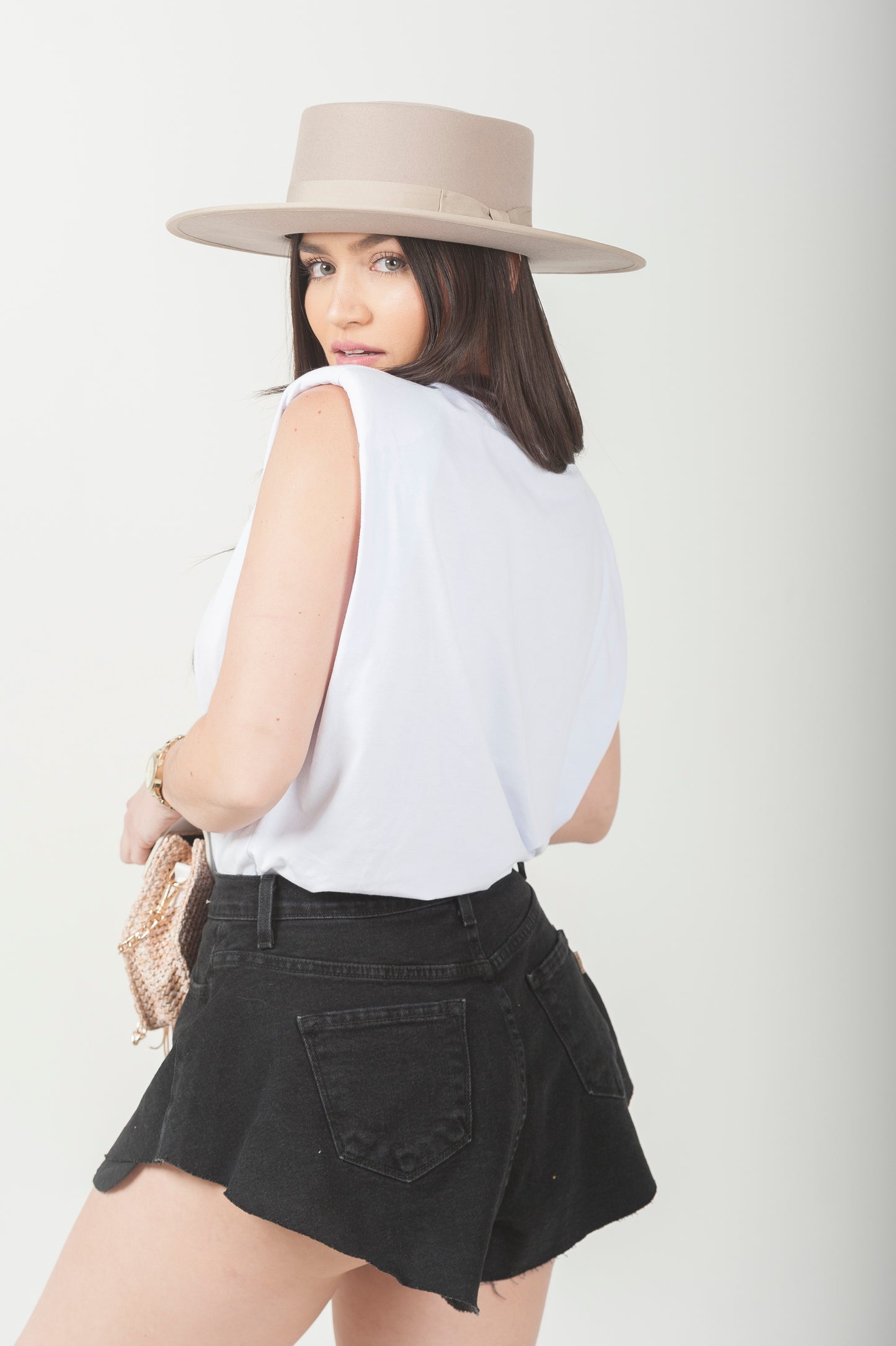 BLACK SHORT