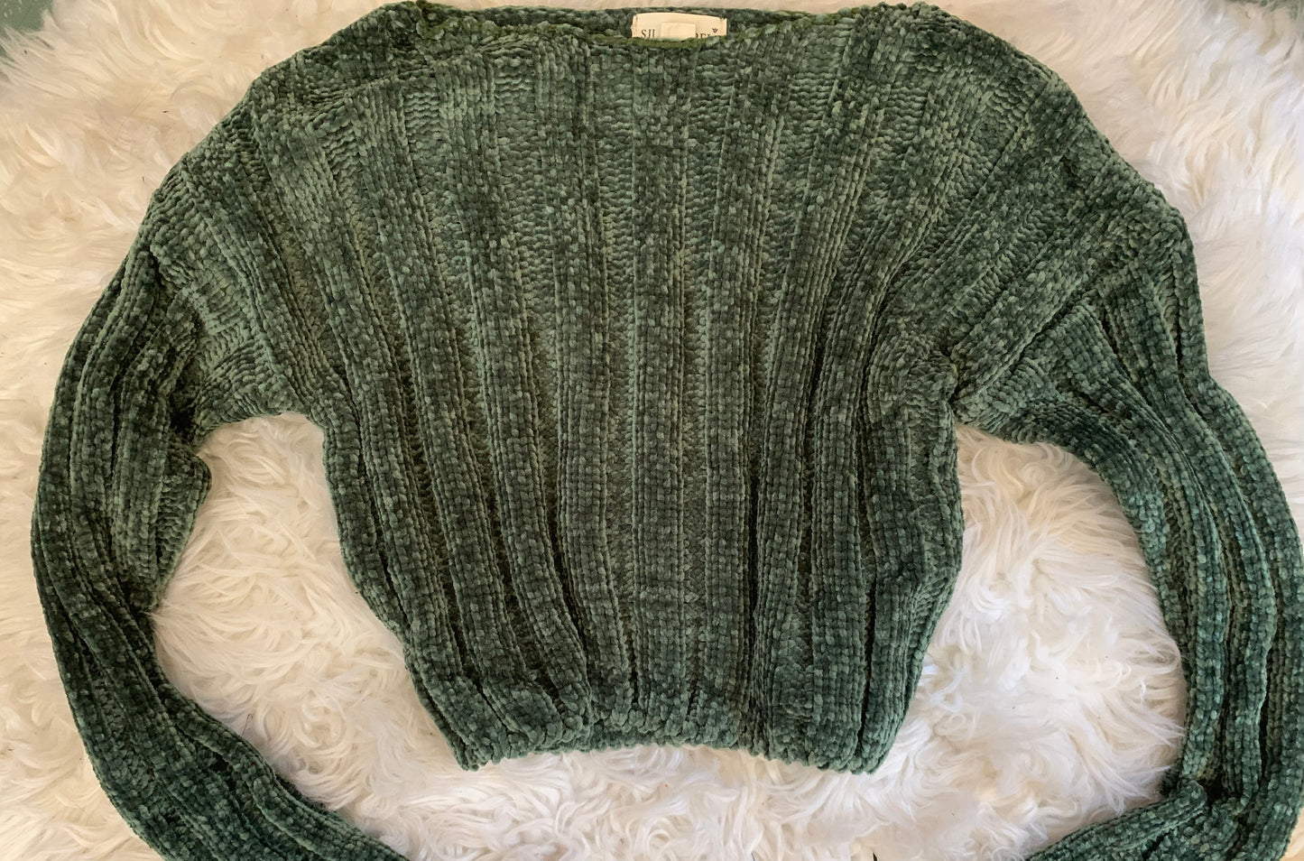GREEN TOP