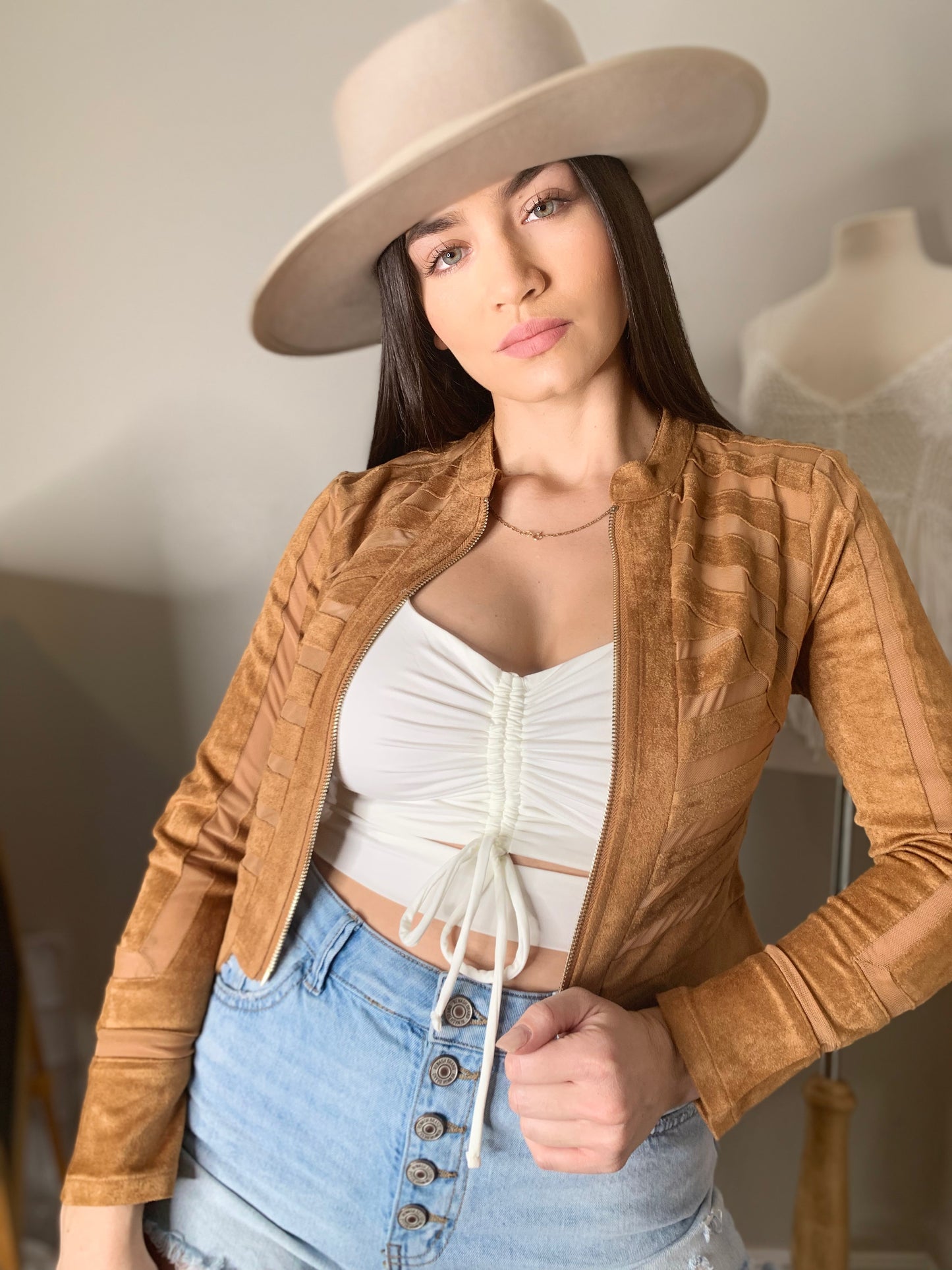 JACKET