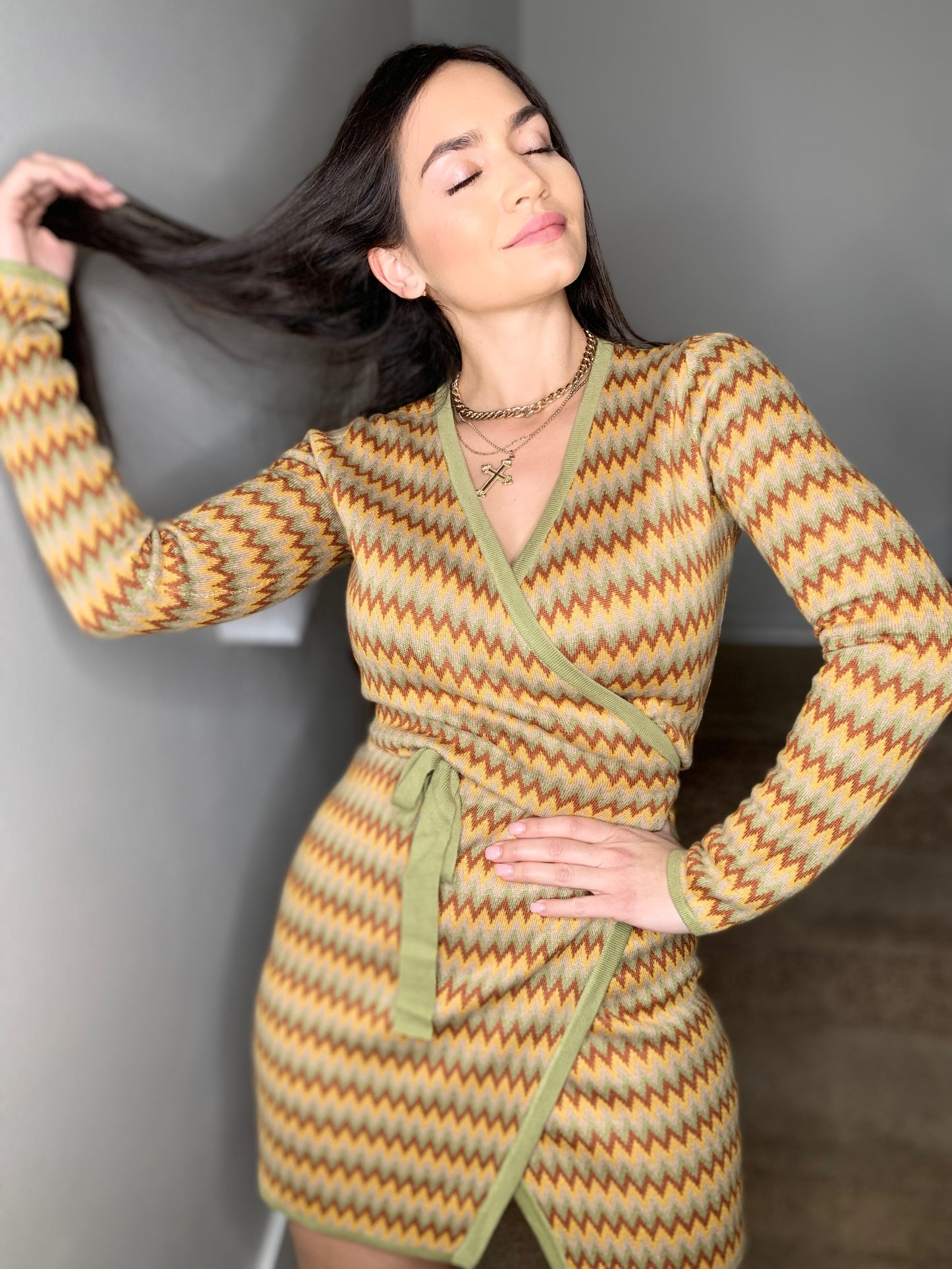 DRESS