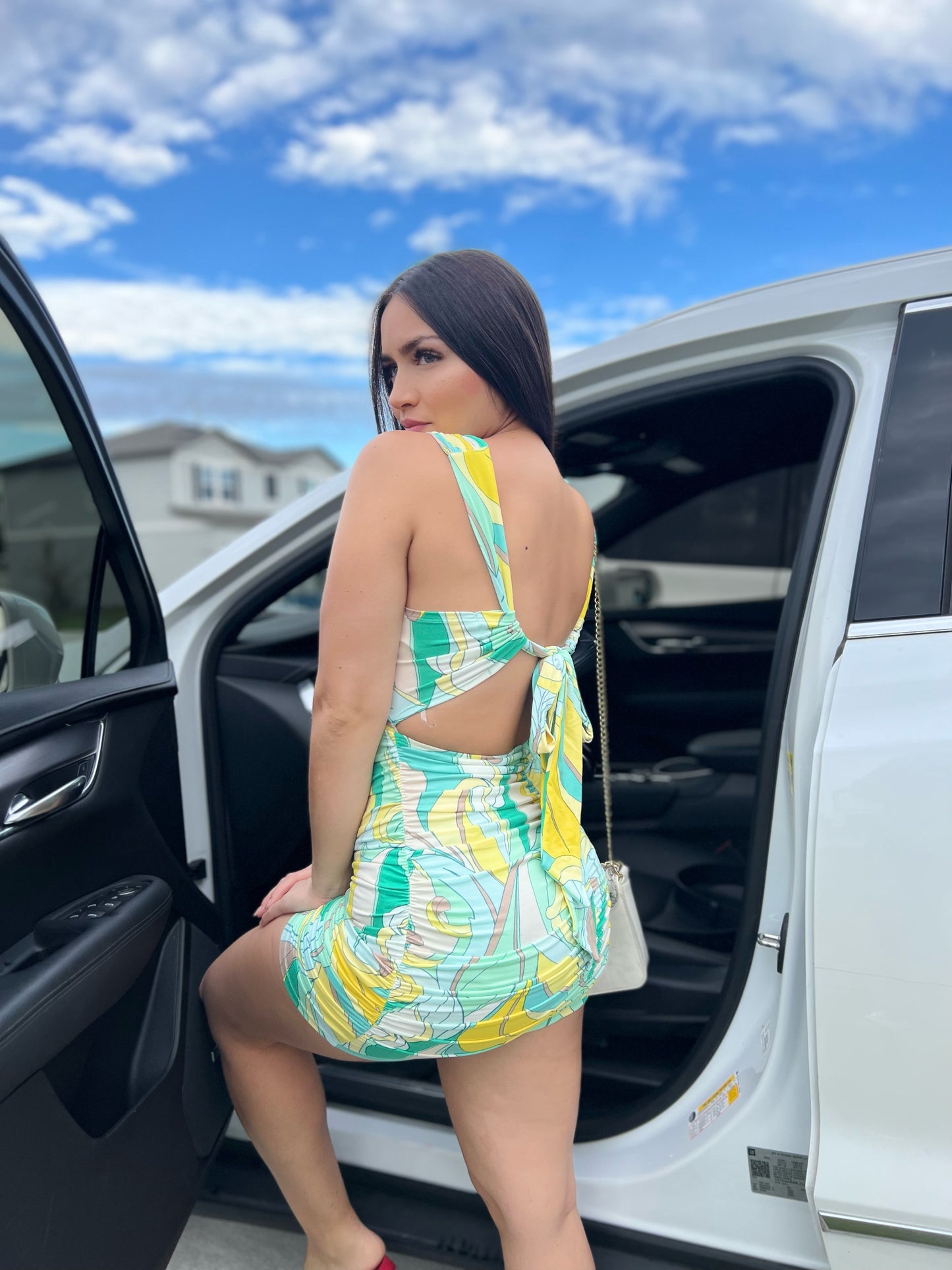 DRESS